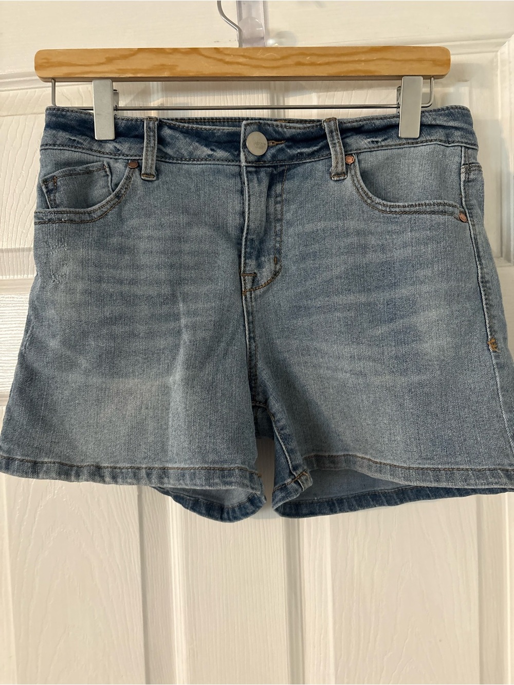High Rise Stretch Denim Shorts Light Wash Size 7